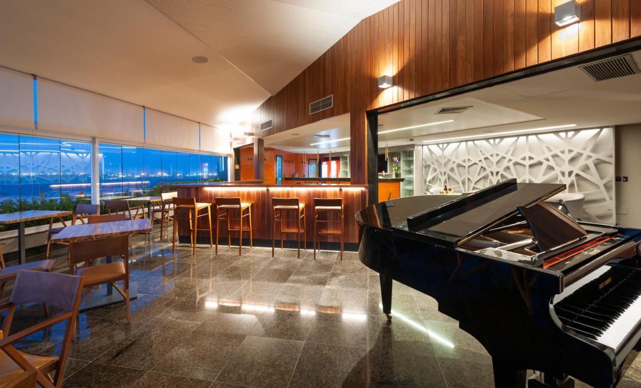 Hotel Senac Ilha Do Boi Vitória Eksteriør billede The lounge at the airport