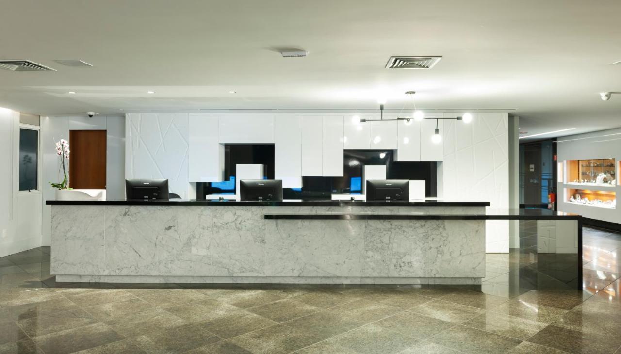 Hotel Senac Ilha Do Boi Vitória Eksteriør billede Reception desk at the hotel