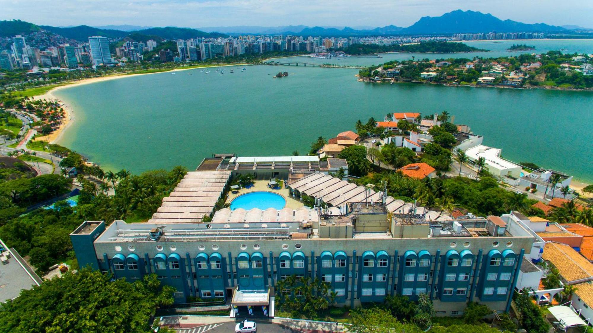 Hotel Senac Ilha Do Boi Vitória Eksteriør billede Aerial view of the hotel