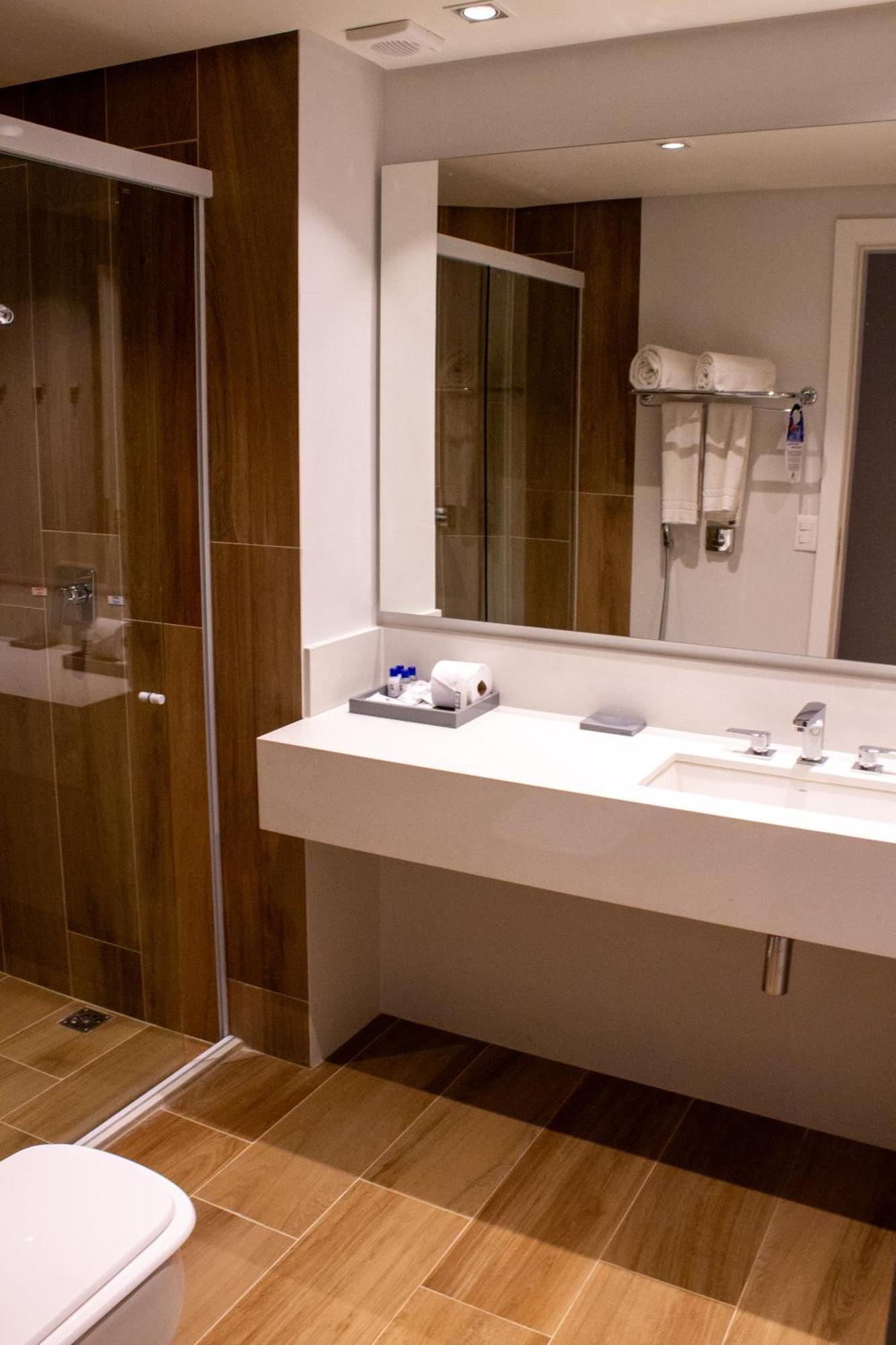 Hotel Senac Ilha Do Boi Vitória Eksteriør billede Bathroom