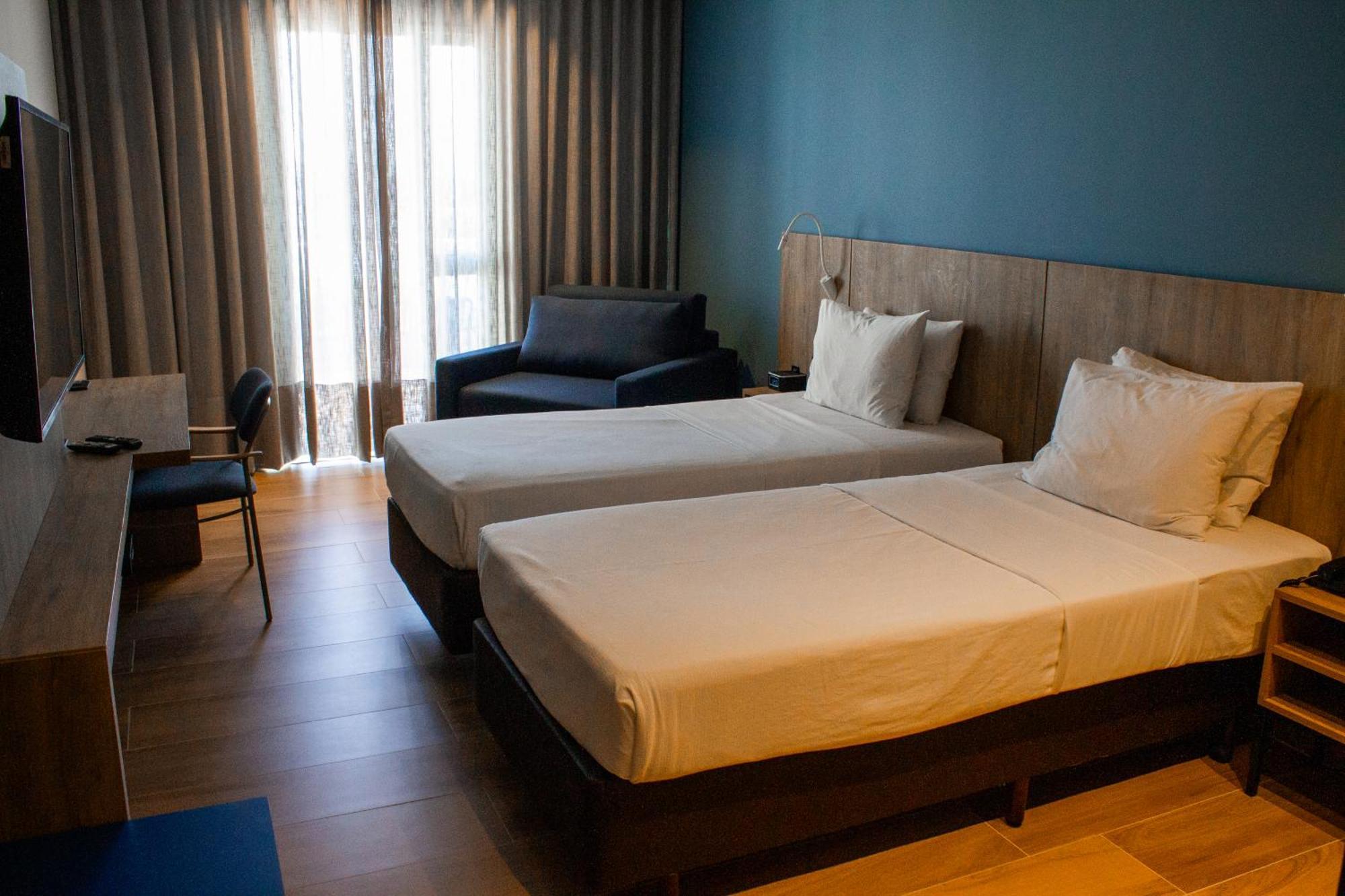 Hotel Senac Ilha Do Boi Vitória Eksteriør billede A room at the hotel