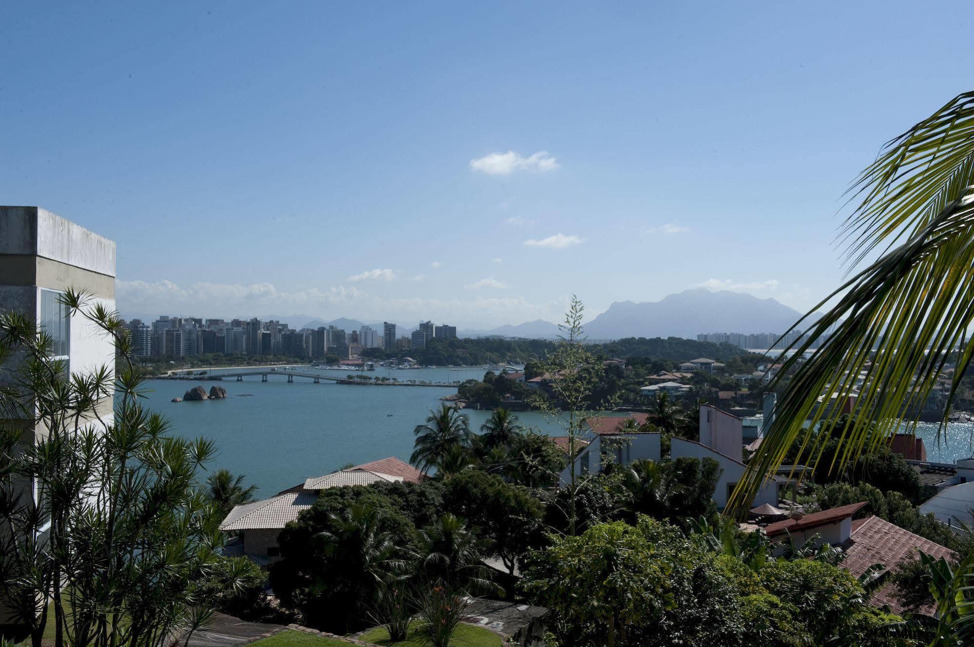 Hotel Senac Ilha Do Boi Vitória Eksteriør billede View of the city of Florianópolis